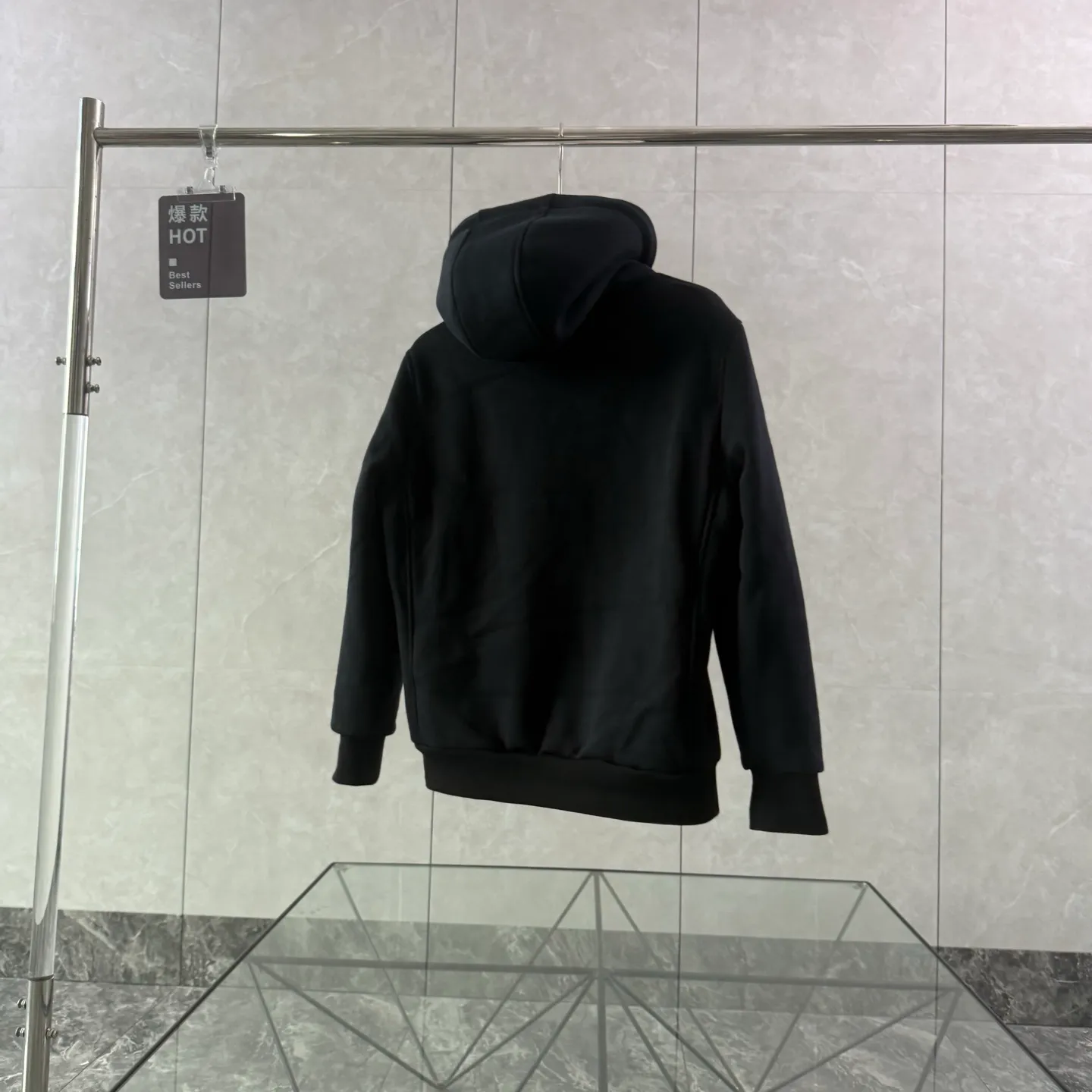 （ ） Moose Knuckles SS 23 、 ， ， ， 🍃 ， ， ， ☁️ ！ ♾️ ： ， Premium ， Authentic ！ Size：S-XXL 👉 👉